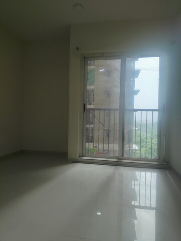 Room in 1.5 BHK Apartment at Marathon Nexzone, New Panvel – for Rent