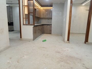 Room in 2 BHK Builder Floor at Mahavir Enclave 1 – for Rent