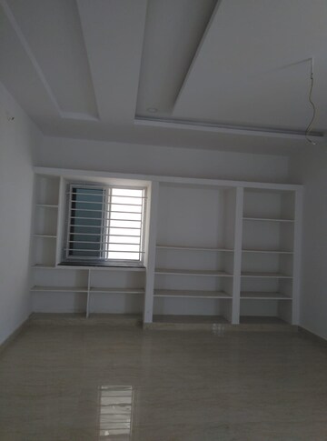 Room in 4 BHK Independent House at Old Alwal – for Sale