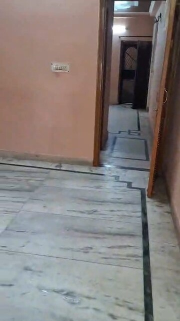 Room in 1 BHK Builder Floor at Vaishali Sector 6 – for Sale