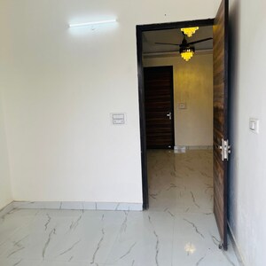 Furnished Amenities in 2 BHK Builder Floor at Brij Vatika, Sector 73 – for Sale