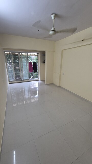 1 BHK Apartment For Rent in Kasarvadavali