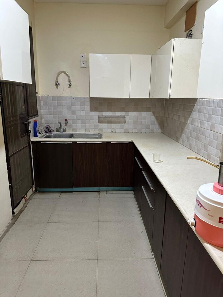 Kitchen, bptp-park-81 3 Bedroom 2430 Sq.Ft. Apartment In Sector 81 Faridabad 8993566