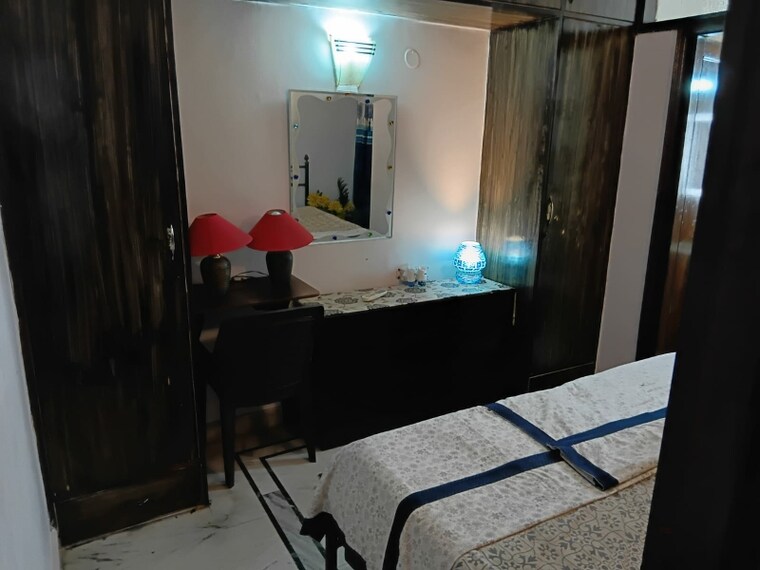 Bedroom, lajpat nagar 4 3 Bedroom 1250 Sq.Ft. Builder Floor In Lajpat Nagar 4 Delhi 8993548