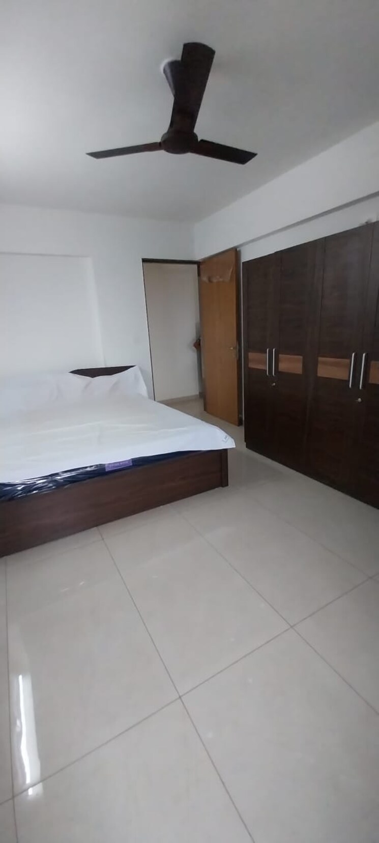 Bedroom, naranpura 3 Bedroom 1890 Sq.Ft. Apartment In Naranpura Ahmedabad 8993571