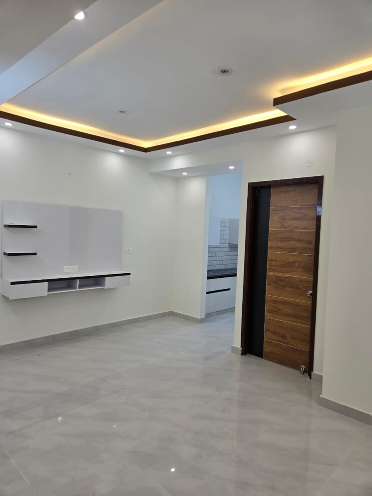 Room, shahastradhara road 2 Bedroom 1200 Sq.Ft. Builder Floor In Shahastradhara Road Dehradun 8993587