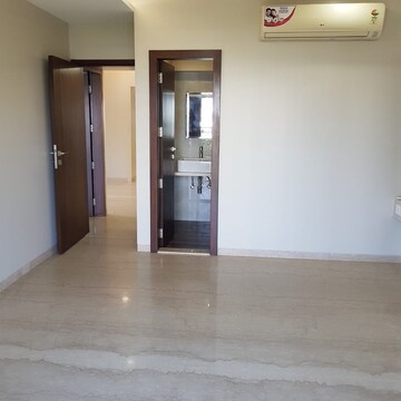 Room in 1 BHK Apartment at Sayba Crystal, Kurla – for Rent