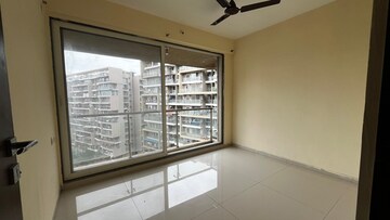 Room in 2 BHK Apartment at Delta Elite, Ulwe – for Rent
