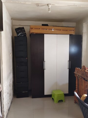 Room in 3 BHK Apartment at Paldi – for Rent