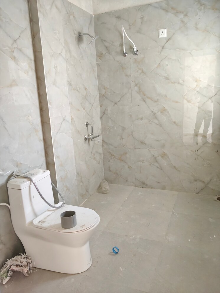 Bathroom, khodna kalan 3 Bedroom 1600 Sq.Ft. Villa In Khodna Kalan Greater Noida 8993665