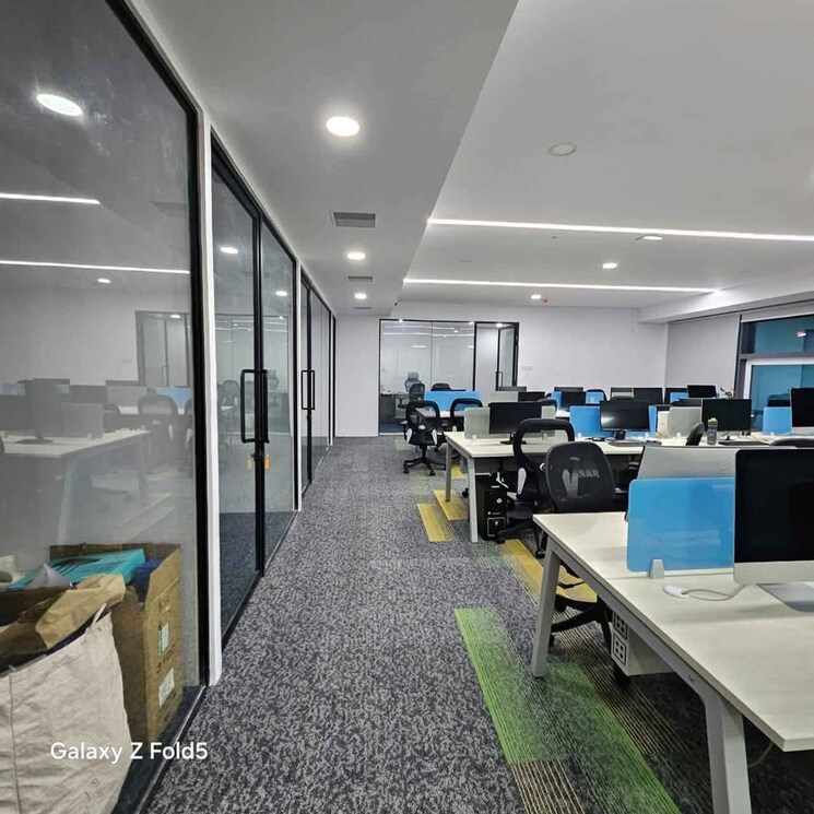 Gym, vijay nagar Commercial Office Space 5000 Sq.Ft. In Vijay Nagar Indore 8993621