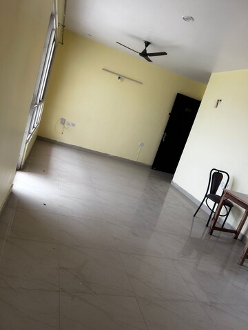 Room in 3 BHK Apartment at Faizabad Road – for Rent
