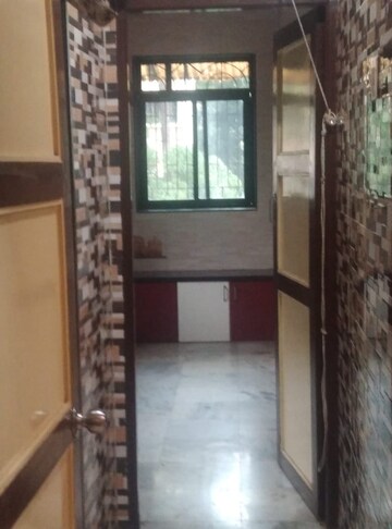 Room in 2 BHK Apartment at Dombivli East – for Rent