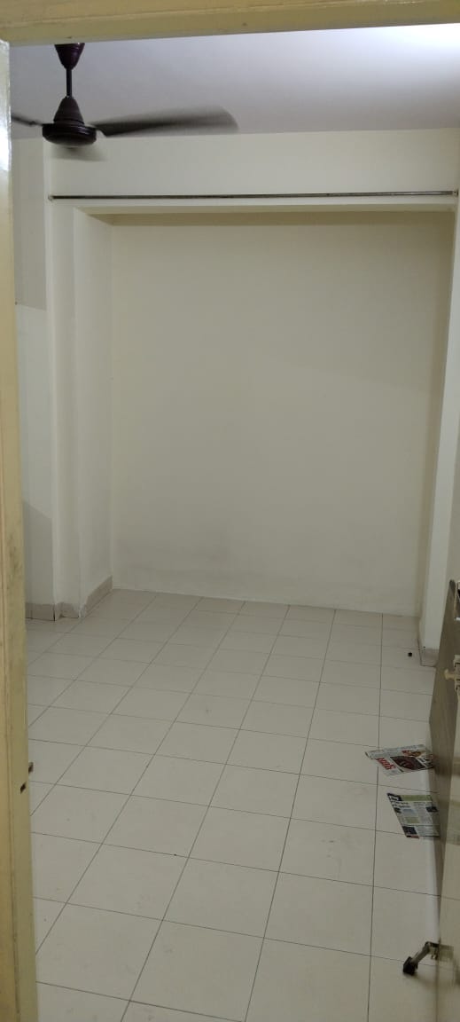 1 BHK + Extra Room Apartment For Rent in Vijay Apartments Waghbil