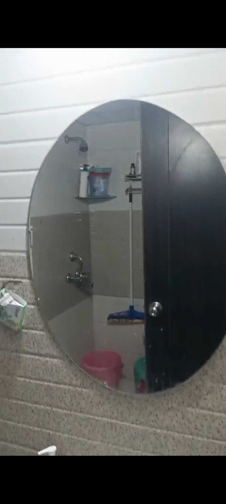 Bathroom, signature-global-orchard-avenue 1.5 Bedroom 350 Sq.Ft. Apartment In Sector 93 Gurgaon 8993712