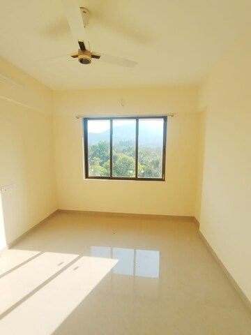 Room in 1 BHK Apartment at Puraniks City Reserva, Ghodbunder Road – for Rent