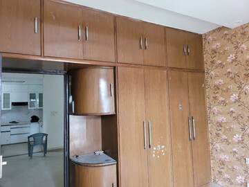 Furnished Amenities in 2 BHK Apartment at Omaxe Heights, Sector 86 – for Rent