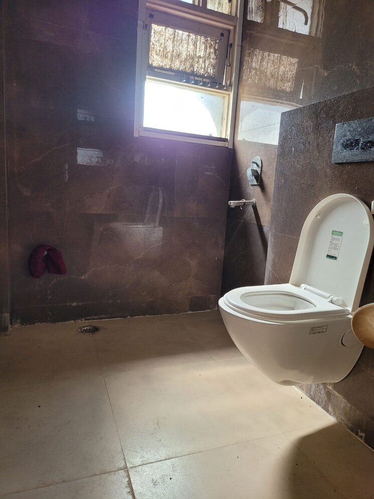 Bathroom, omaxe-heights 2 Bedroom 735 Sq.Ft. Apartment In Sector 86 Faridabad 8993690