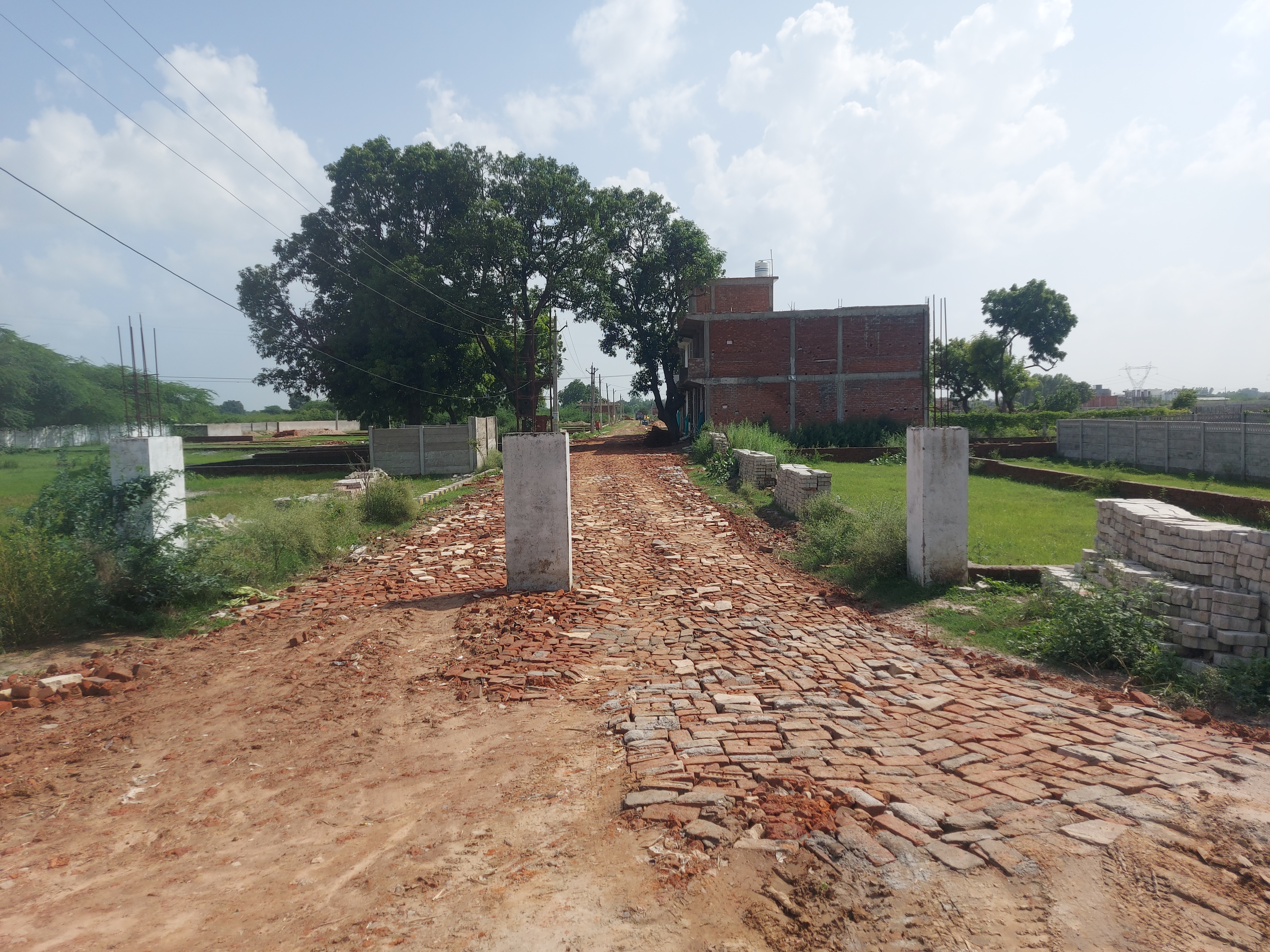 Plot For Sale in Subhash Puram 