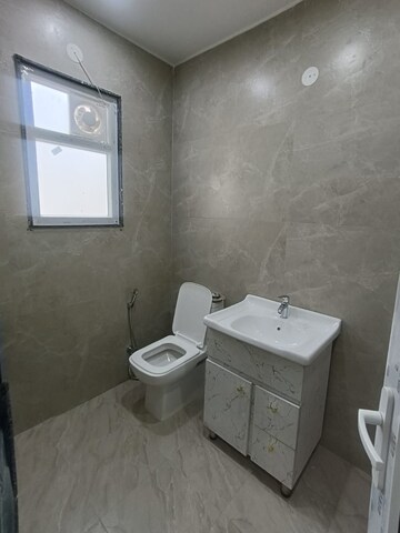Bathroom in 2 BHK Builder Floor at Green Wood City, Sector 45 – for Rent
