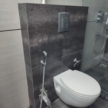 Bathroom in 3 BHK Builder Floor at Ardee City, Sector 52 – for Sale