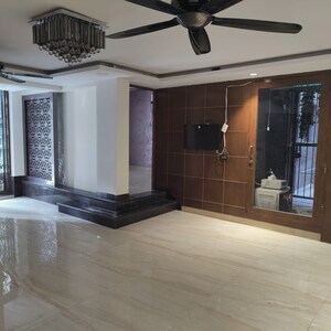 Living Room in 3 BHK Builder Floor at Ardee City, Sector 52 – for Sale