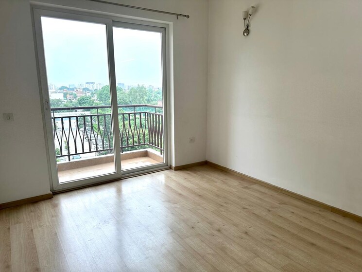 Room, gomti nagar 2 Bedroom 1650 Sq.Ft. Apartment In Gomti Nagar Lucknow 8993818