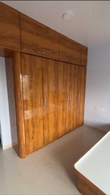 Bedroom in 2 BHK Apartment at Swastik Park, Chembur – for Rent