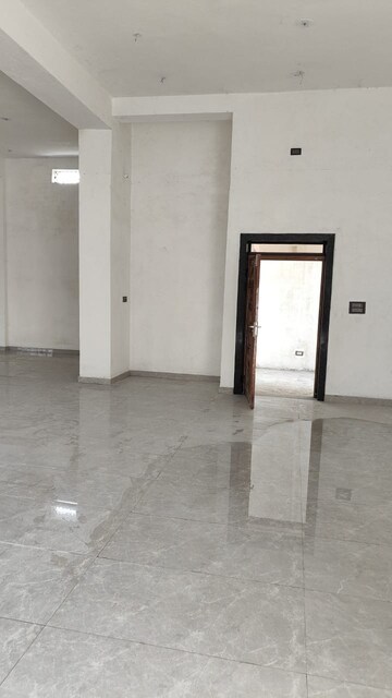 Room in  Warehouse at Bit Mesra – for Rent