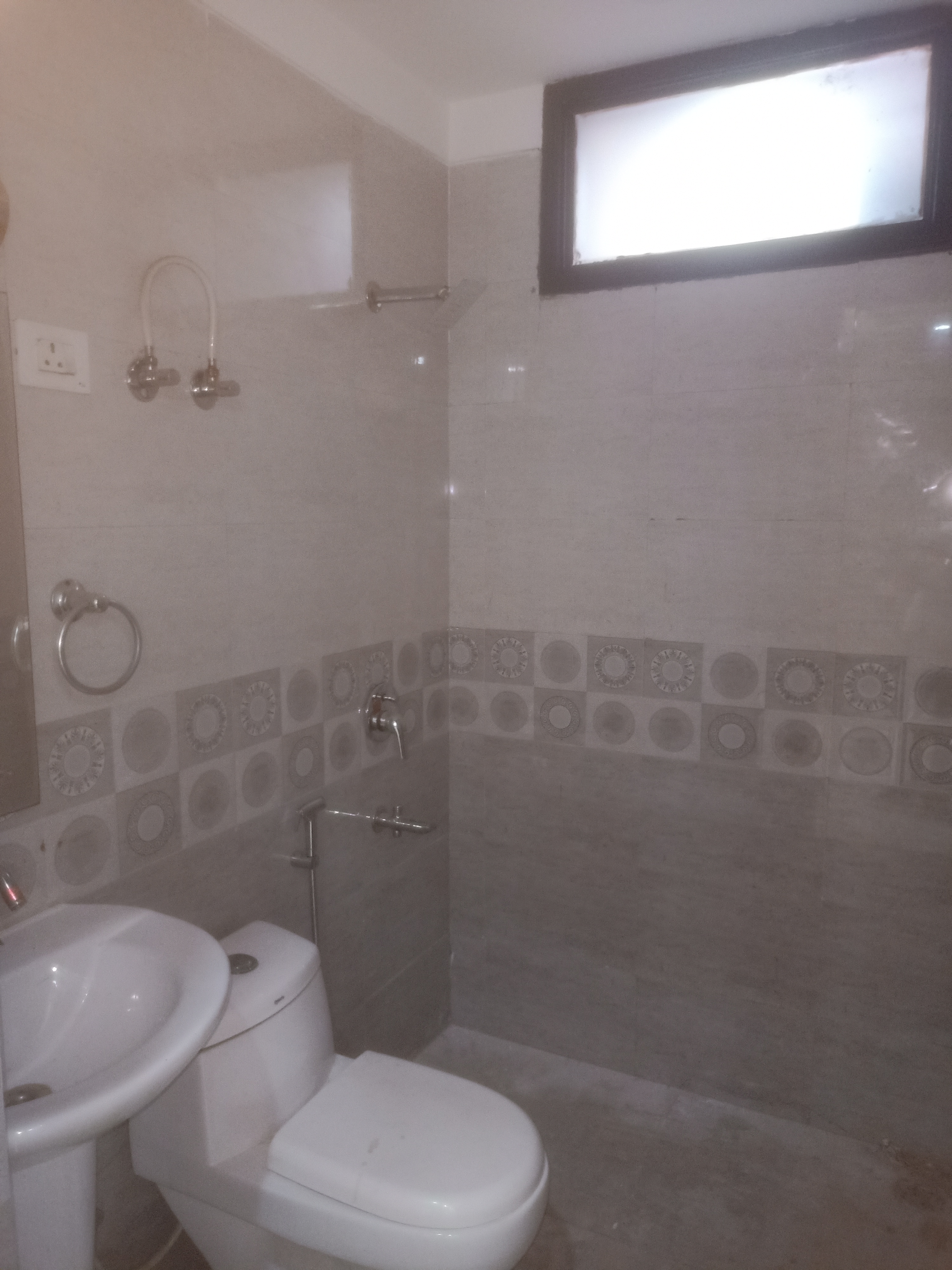 3 BHK Builder Floor For Rent in Vasant Kunj Enclave