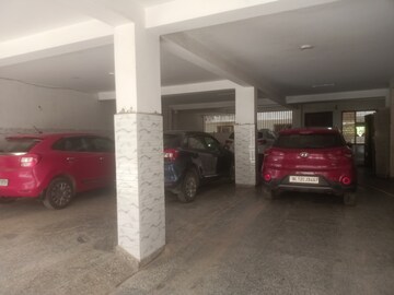 Parking in 3 BHK Builder Floor at Vasant Kunj Enclave – for Rent