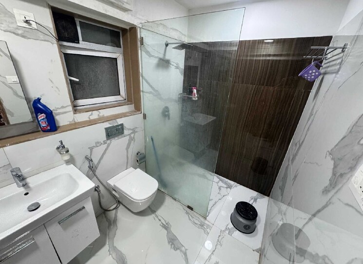 Bathroom, rna-ng-eclat 2 Bedroom 863 Sq.Ft. Apartment In Andheri West Mumbai 8993908