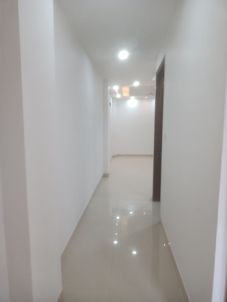 undefined, vasant kunj enclave 3 Bedroom 1000 Sq.Ft. Builder Floor In Vasant Kunj Enclave Delhi 8993934