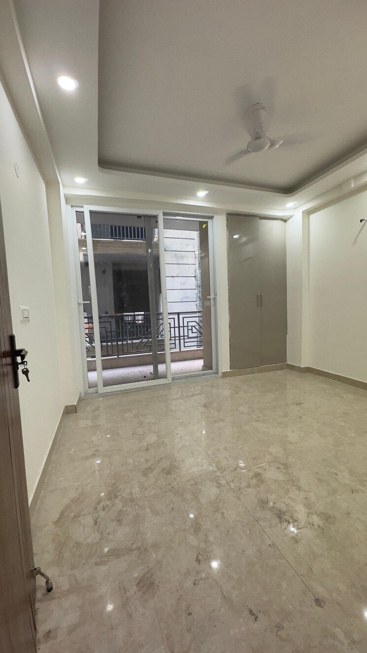 Room, palm-residency-chhatarpur 3 Bedroom 1300 Sq.Ft. Builder Floor In Chattarpur Delhi 8993925