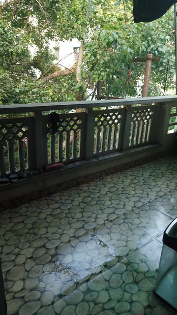 Balcony in 3 BHK Builder Floor at Gyan Khand I – for Rent