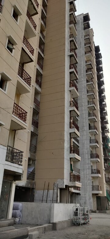 4 BHK Apartment – Exterior View View at Sector 1 Greater Noida - for Sale