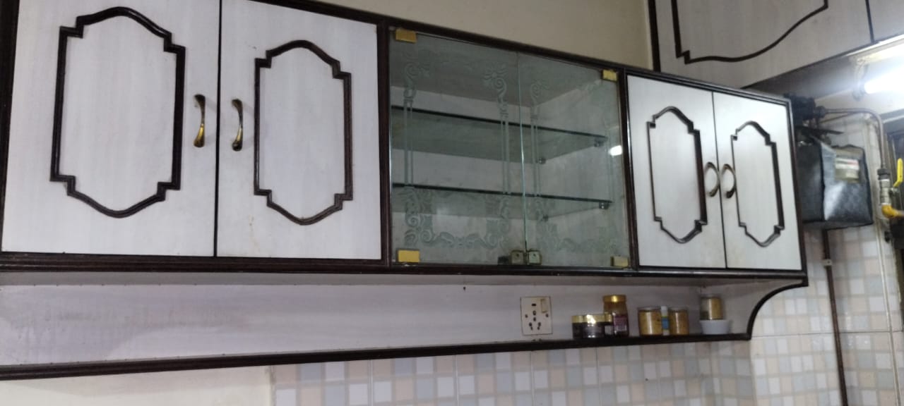 1 BHK + Extra Room Apartment For Rent in Dosti Estates