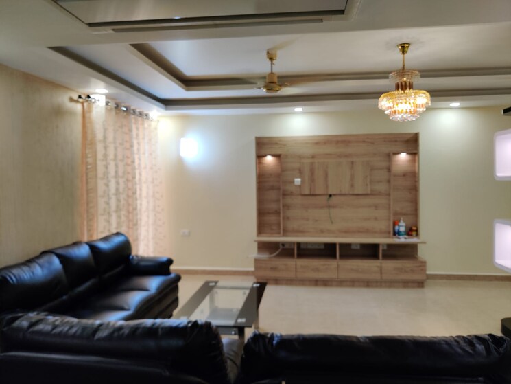Living Room, mi-rustle-court 3 Bedroom 1900 Sq.Ft. Apartment In Gomti Nagar Lucknow 8993998