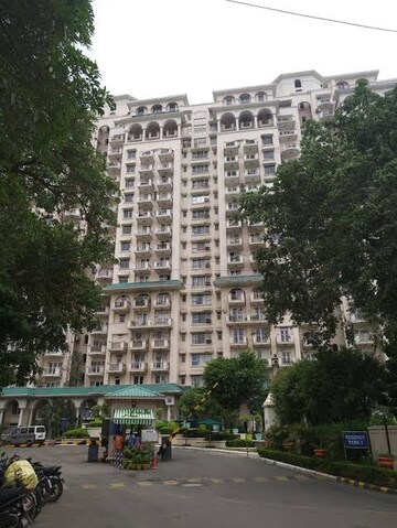 2 BHK Apartment For Rent in DLF Regency Park I, Dlf Phase iv