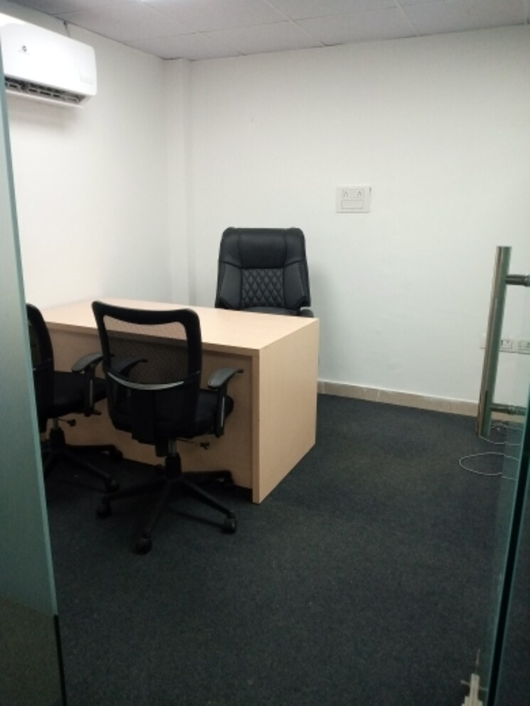 Team Area, sector 2 Commercial Office Space 2200 Sq.Ft. In Sector 2 Noida 8994148