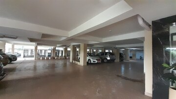 Parking in 4 BHK Apartment at Vidhan Sabha Marg – for Rent