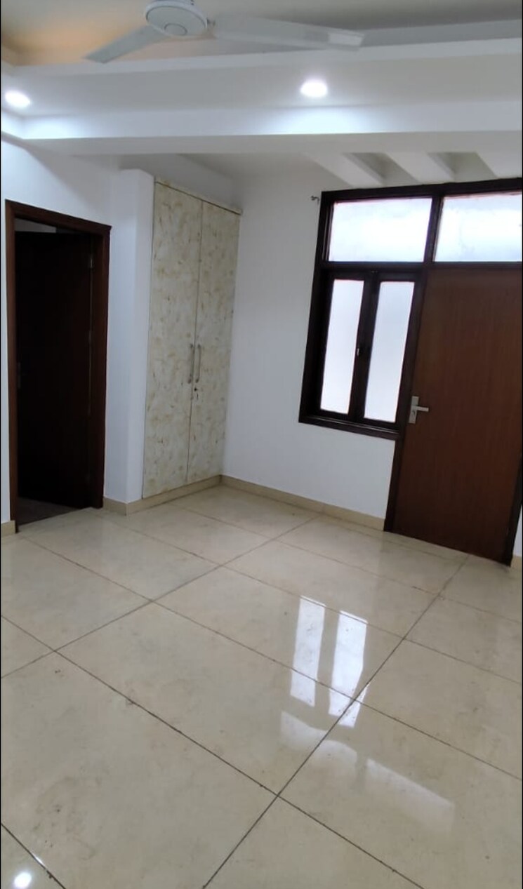 Bedroom, boutique-residential-apartments-c-220 4 Bedroom 125 Sq.Yd. Apartment In Malviya Nagar Delhi 8994143