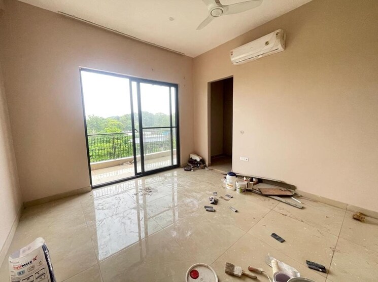 Room, vasant kunj 5 Bedroom 3500 Sq.Ft. Villa In Vasant Kunj Delhi 8994174