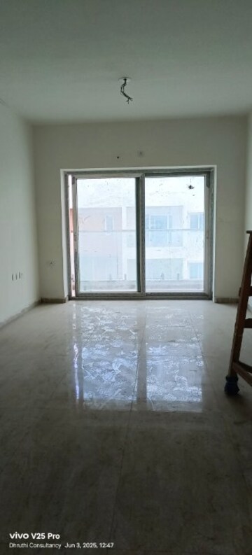 Room in 4 BHK Apartment at Honer Homes, Gopanpally – for Sale