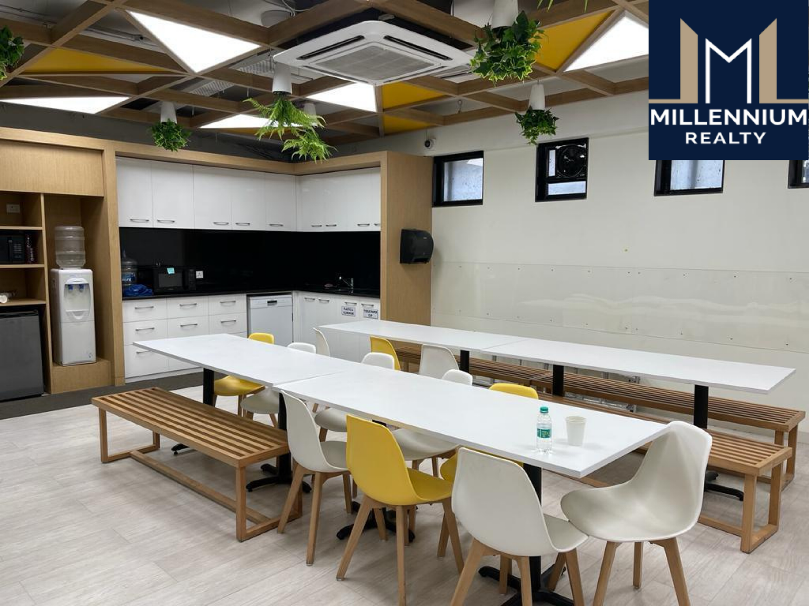 Office Space For Rent in Magarptta City