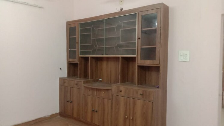 undefined, sector 26 3.5 Bedroom 112 Sq.Mt. Builder Floor In Sector 26 Noida 8994311