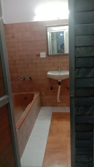 Bathroom in 3.5 BHK Builder Floor at Sector 26 – for Sale