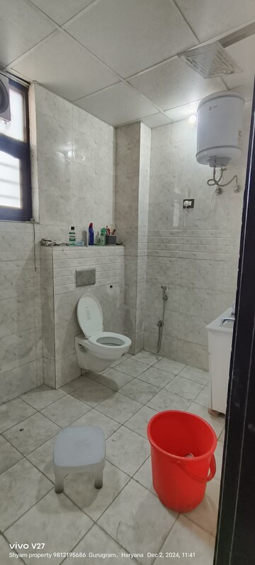 Bathroom in 4 BHK Builder Floor at Luxury Villa, Sector 30 – for Rent