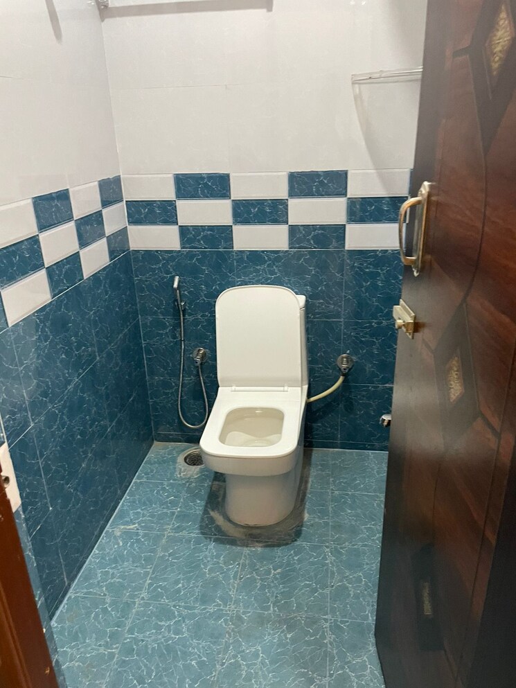 Bathroom, koramangala 1 Bedroom 600 Sq.Ft. Builder Floor In Koramangala Bangalore 8994505