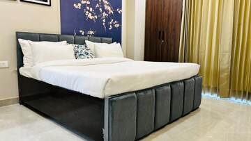 Bedroom in 2 BHK Builder Floor at Ansal Sushant Apartments, Sushant Lok I – for Rent